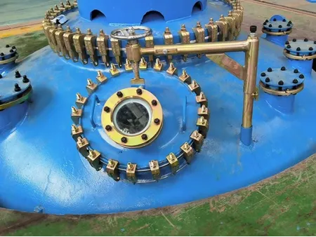 ฝาแมนโฮลเคลือบแก้ว